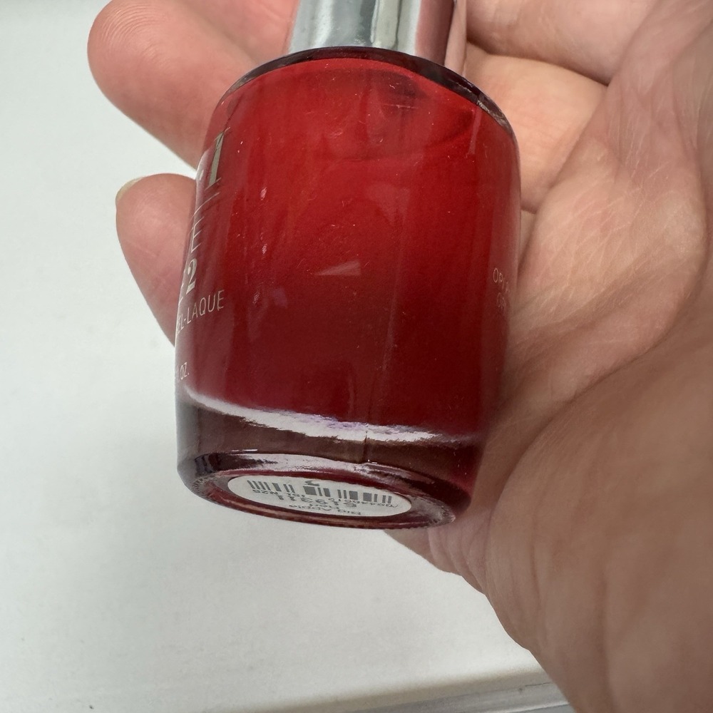 OPI Infinite‎ Shine Big Apple Red 0.5 oz Red New without box - Picture 4 of 4